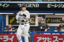 オリックス投手陣からの徹底マークに苦しめられた村上宗隆（写真：JMPA／藤岡雅樹）