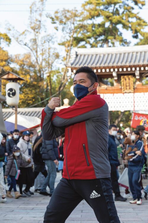 西宮市議会議員を務める大迫純司郎さんは2005年と2009年に福男に選ばれた