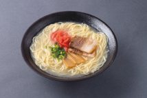 袋麺「とんこつ」部門で1位に輝いた『チャルメラ バリカタ麺豚骨』の魅力とは