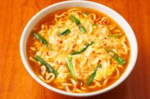 【本当にウマい袋麺調査・旨辛編】「袋麺の概念を超えたもちもち麺」と評価された『麺神』の宮崎辛麺が1位に