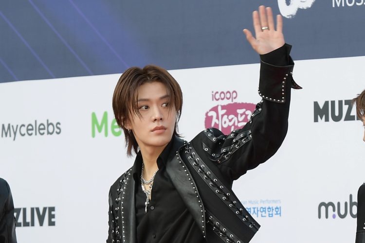 「ACTOR YUTA is back!（俳優のユウタが帰ってきた）」と歓喜の声（Getty Images）