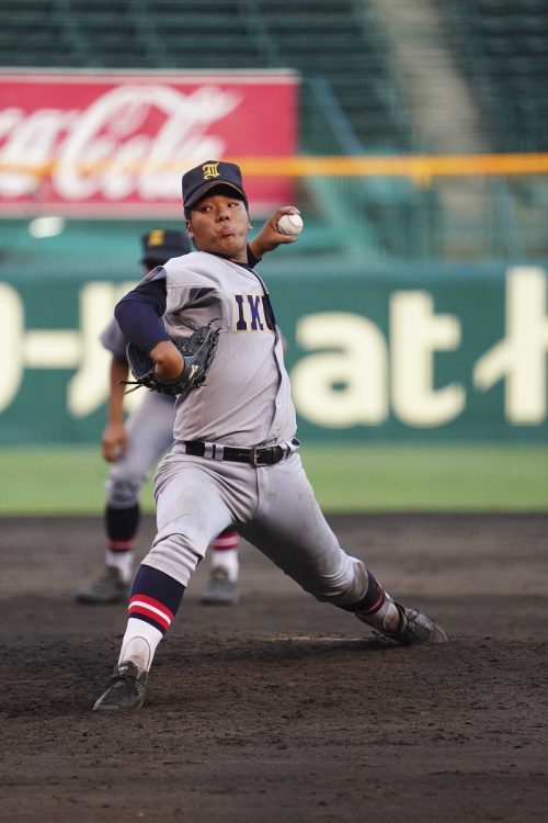 甲子園の土を踏み、マウンドに上がったことも（写真は2020年夏の甲子園交流試合でのもの）