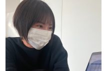 過激動画で大金を稼いだ元YouTuberレイナ