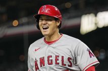 大谷翔平のストイックな食生活　おにぎりや唐揚げを見つめながら小声で「がまん」とつぶやく