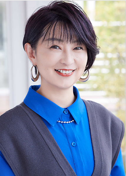 小島奈津子氏