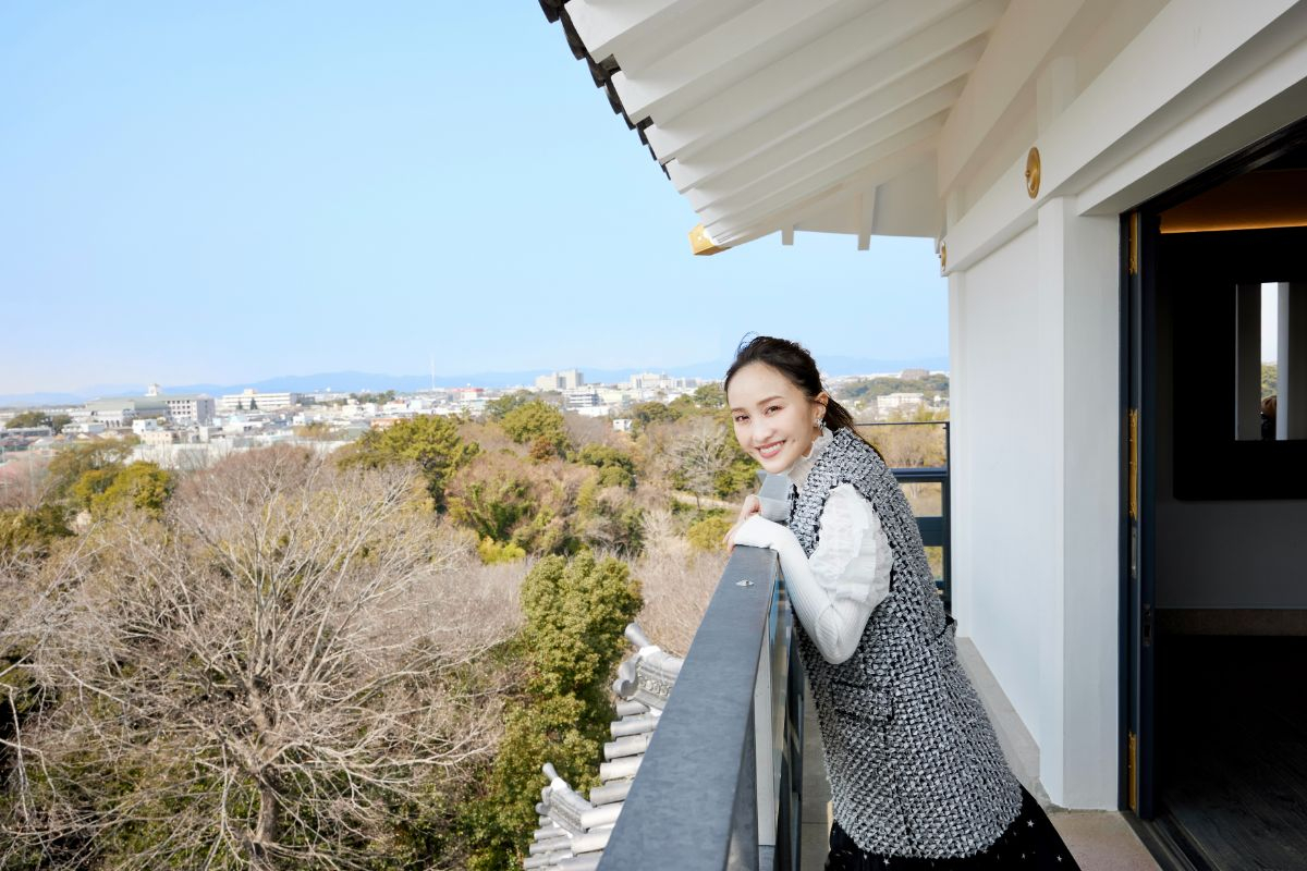 ももクロ・百田夏菜子が新幹線で「里帰り旅」 家康で注目の「浜松城