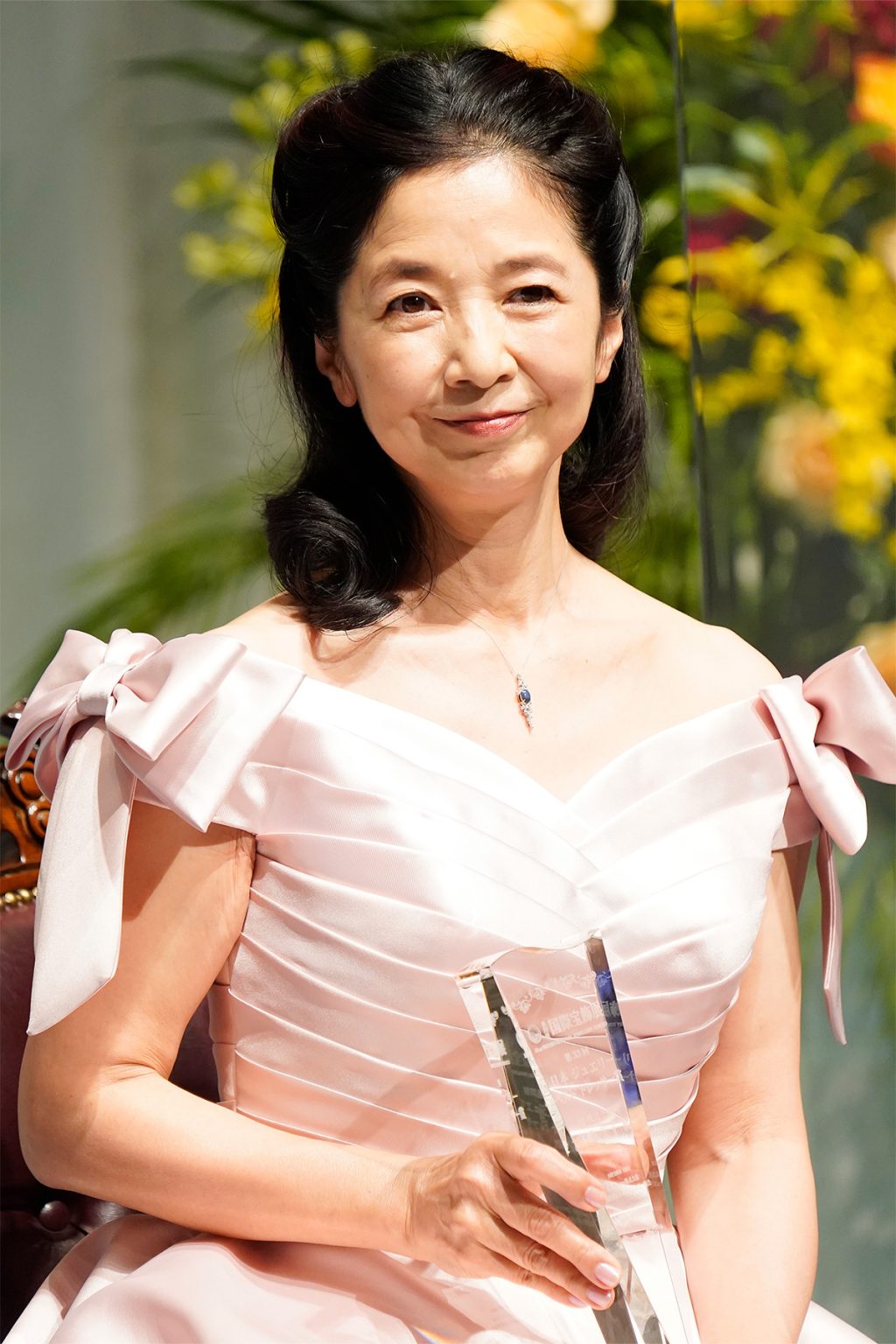 「61才で小さめビキニ」美スタイルカレンダーバカ売れの宮崎美子「芸人に100万円ポンと即貸し」の財力｜newsポストセブン Part 3