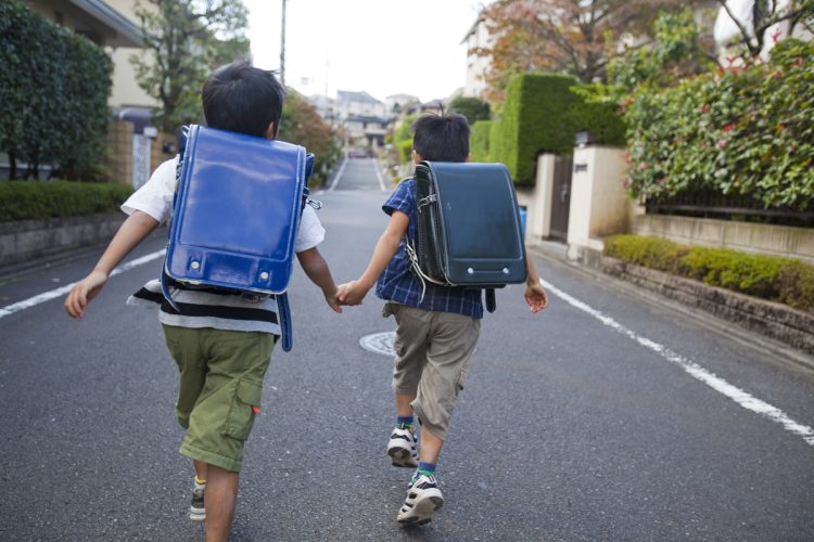 小学校高学年のスマホ所有率は37％（写真／GettyImages）