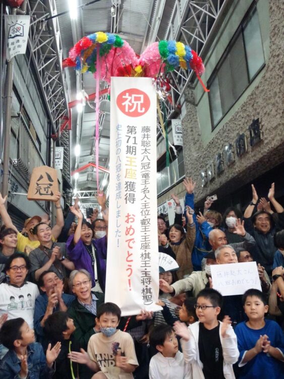 「せと銀座通り商店街」は大盛り上がり