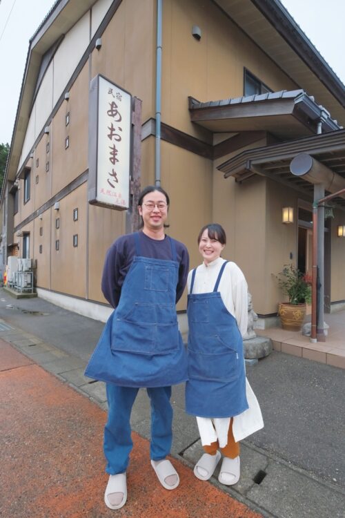 断水した氷見市内で無料のおにぎりを配り、温泉・トイレを無料開放した「民宿あおまさ」の辻井隆雄さん・栄美子さん夫妻。栄美子さんはNHKキャスターを経て、祖父の民宿を継いだ