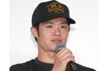 結婚を発表した阪神の中野拓夢内野手（時事通信フォト）