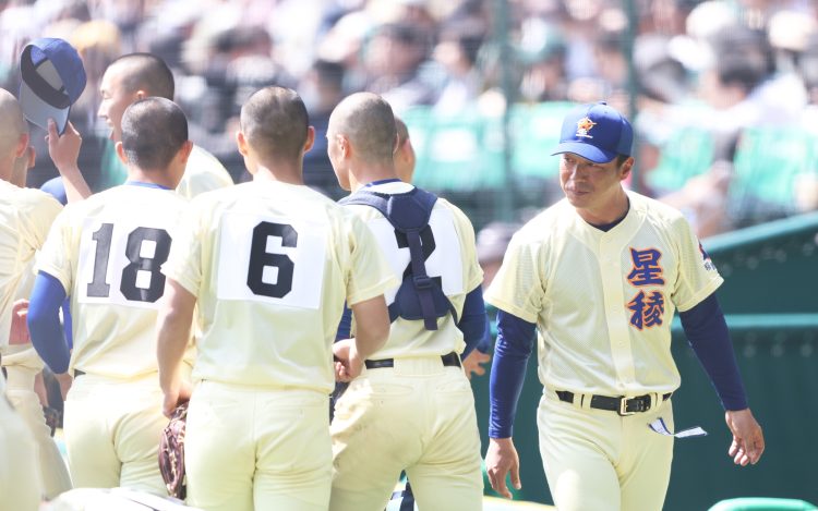 準決勝で散った星稜ナインは髪を短く刈り揃えていた