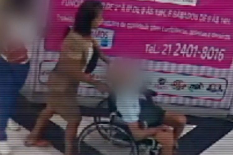 銀行の防犯カメラに映るエリカ容疑者（TV Globoより）