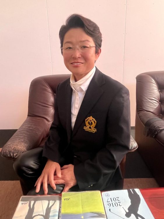 2012年にJLPGAの公認競技委員となった門川恭子氏。1996年のプロテストに合格し、ステップアップツアーでの優勝経験もある元プロゴルファーでもある（筆者撮影）