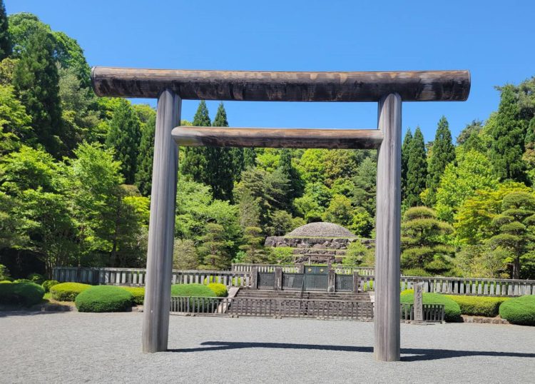 400年ぶりの「火葬」での弔いを表明された上皇後夫妻の陵は武蔵陵に確保されている