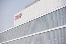 「液晶のシャープ」の中核・堺工場の“損切りの決断”、跡地はKDDI・ソフトバンクのAIデータセンターとして活用　元社長は「これから面白いことができる」