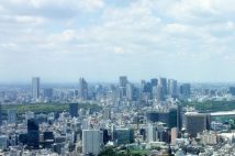 東京だけでなく全国的にマンション価格高騰中　一方で「新築戸建て」は郊外を中心に価格下落中で「一生同じ家に住みたい人には好機」