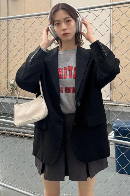 おしゃれな理奈さん（インスタグラムより）