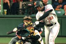 1999年5月21日、阪神・吉田豊彦から満塁ホームランを放ったガルベス