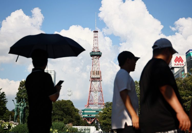 近年は北海道でも梅雨のように集中的に雨が降り湿度が高くなる時期が出現したり、最高気温が35℃以上の猛暑日を記録することが増えてきた（イメージ、時事通信フォト）