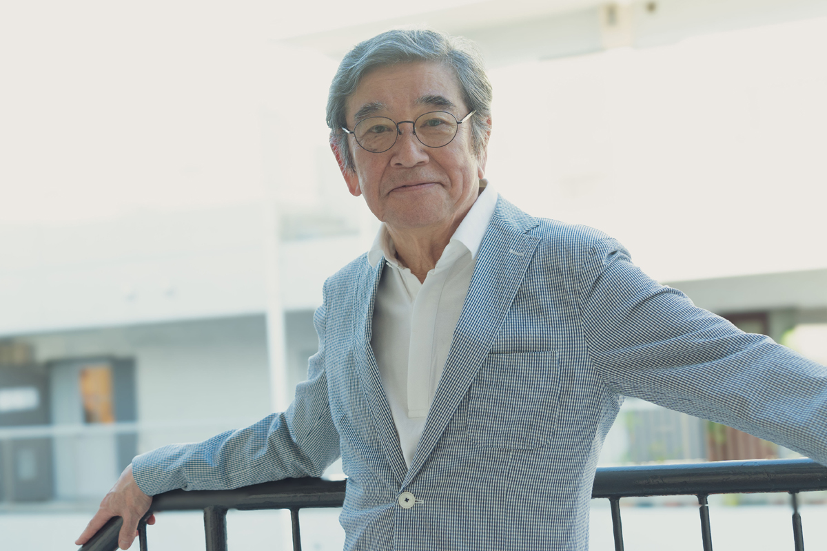 石坂浩二（83）「やっと経験を言語化できるようになった。それを若手に伝えたい」  “老け込まないから同じ役を長年演じ続けられる”その秘訣｜NEWSポストセブン