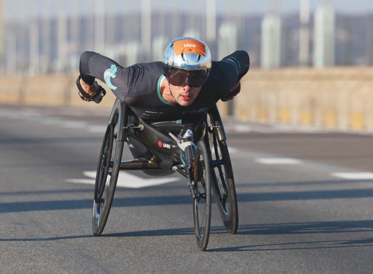 マルセル・フグ　陸上800m、マラソンなど（T54）。写真＝ロイター／AFLO