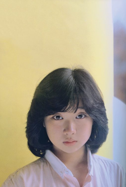 川上麻衣子（かわかみ・まいこ）／1966年生まれ、スウェーデン・ストックホルム出身。1980年に14歳で女優デビューし、『3年B組金八先生』第2シリーズで注目される（撮影／加納典明）