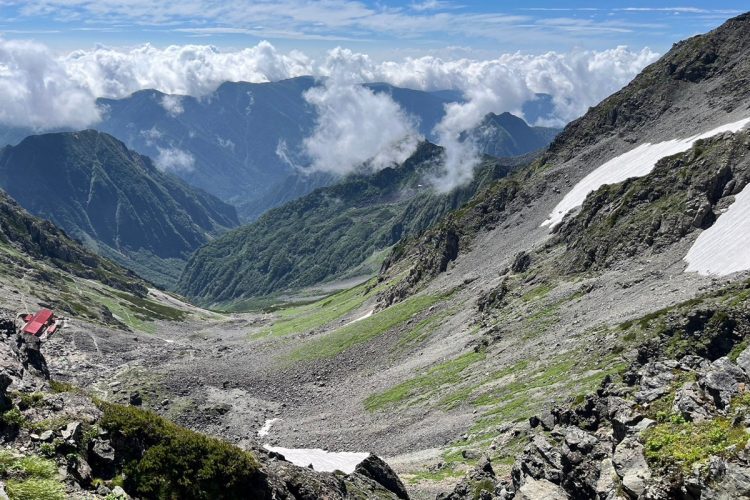 山荘と診療所から見える景色