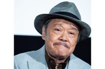 「皆さんの前で座っているのか？」俳優・西田敏行さんの40年来の付き人が驚いた亡くなる約1週間前の様子