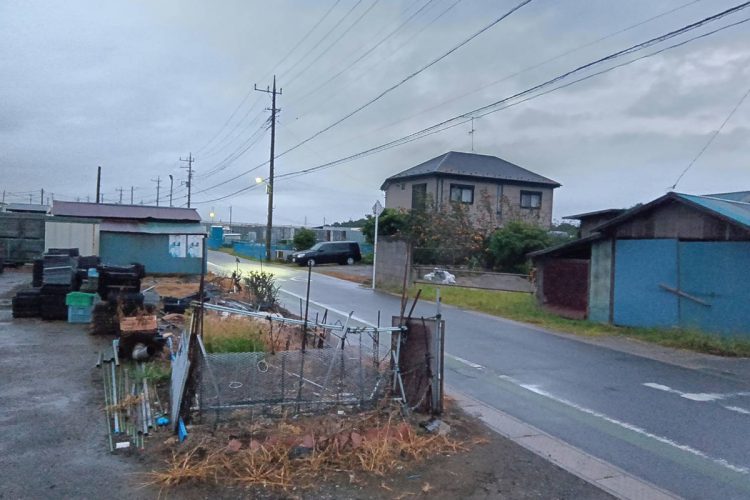 ポツンと立っている被害者宅