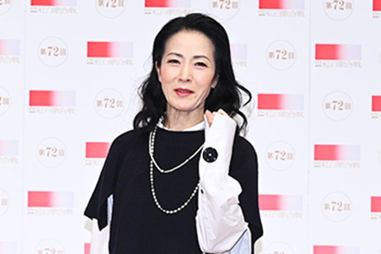 『第75回NHK紅白歌合戦』で、坂本冬美（57才）が石川県輪島市から生中継で歌うことが決定