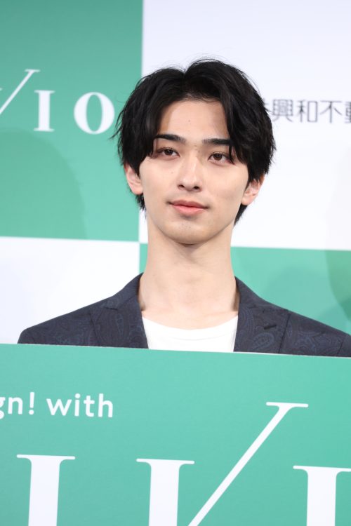 俳優の横浜流星