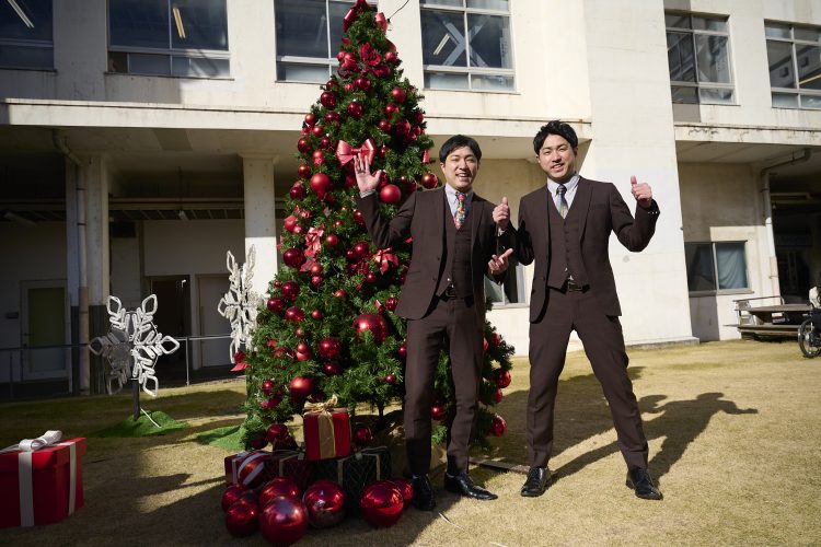 吉本興業の本社はクリスマス仕様に（ダイタク）