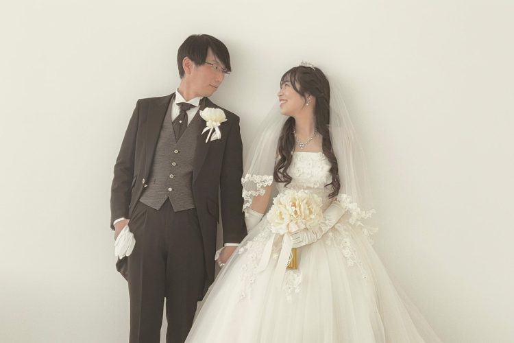 “推し”の高校生アイドルとバツイチ男性が交際・結婚