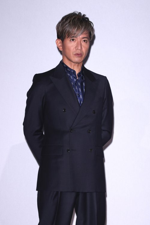 スーツ姿の木村拓哉