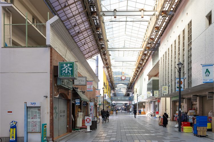 現在の長田区・大正筋商店街の様子（撮影：加藤慶）