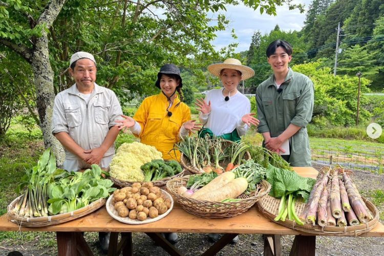 数多くの芸能人が訪れた（加藤さんインスタグラムより）