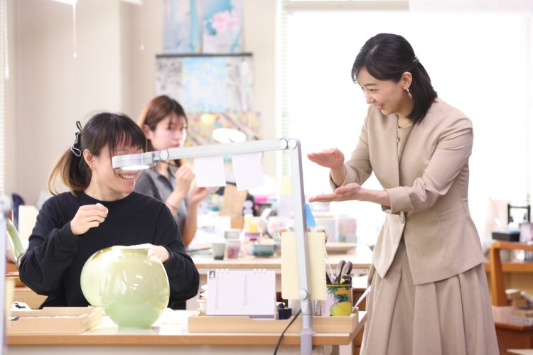 お話を伺う佳子さま（2025年4月、石川県・小松市。撮影／JMPA）